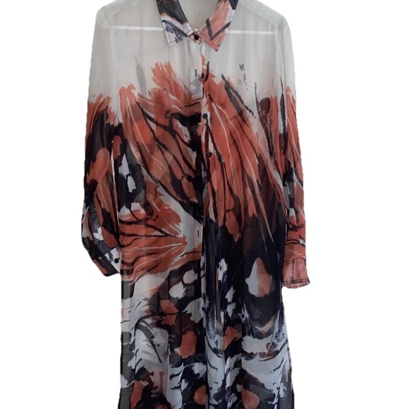 Liverpool Los Angeles Mariposa Print Long Sheer Blouse - Picture 1 of 6